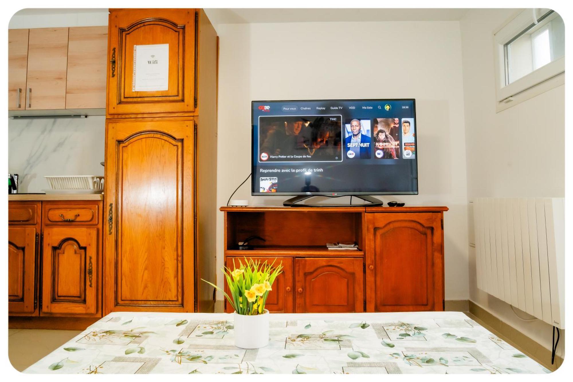 Qhome 5 - F3 Confortable Entre Paris Et Disney - Parking Prive 马恩河畔维列 外观 照片